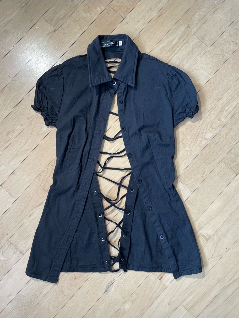 Koucla black short puff sleeve lace up back stretch button up top